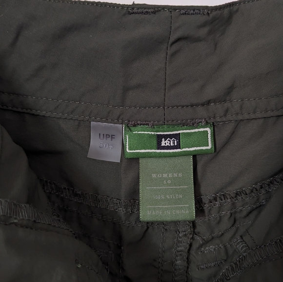 REI | UPF 50+ | Green Athletic Outdoor Hiking  Shorts - Picture 9 of 10